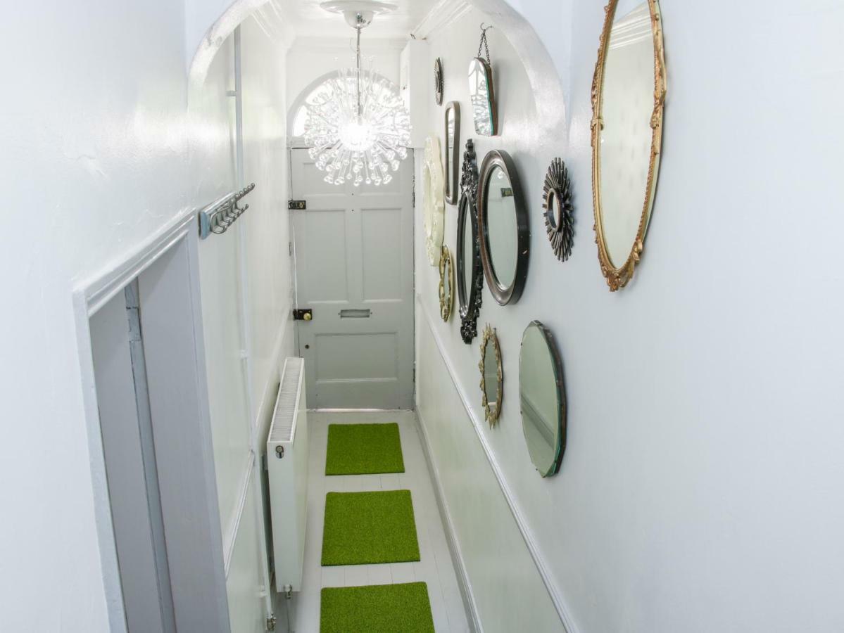 1 Reabrook Place Shrewsbury Ngoại thất bức ảnh